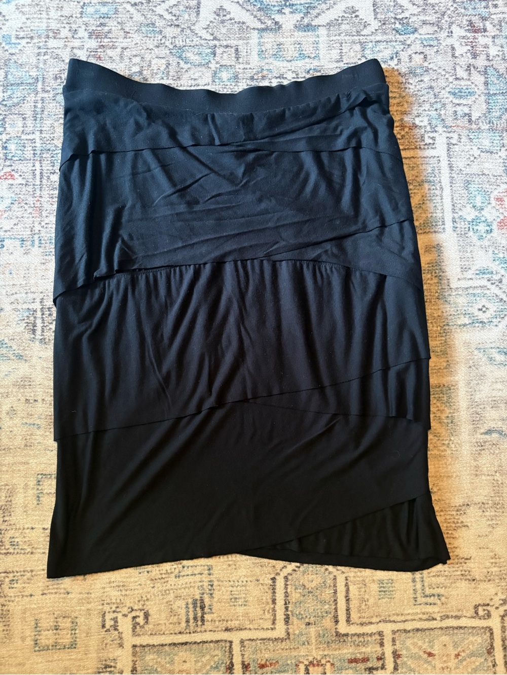 White House Black Market tiered skirt, Women’s Medium